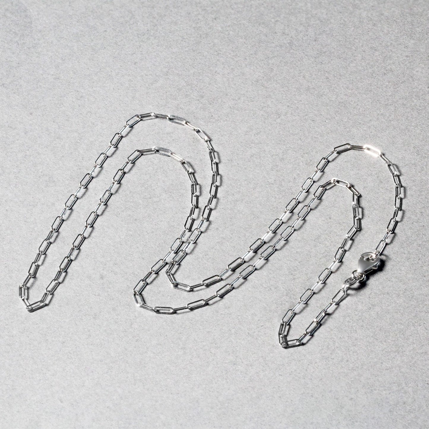 18K White Gold Fine Paperclip Chain (1.5mm)